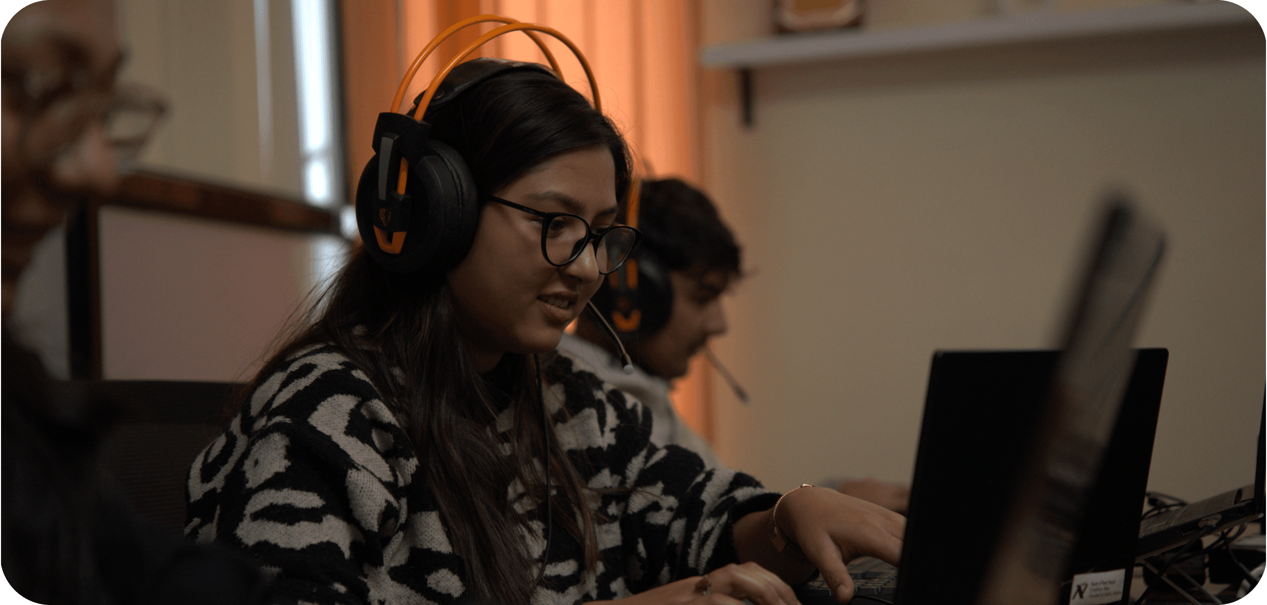 Home banner background